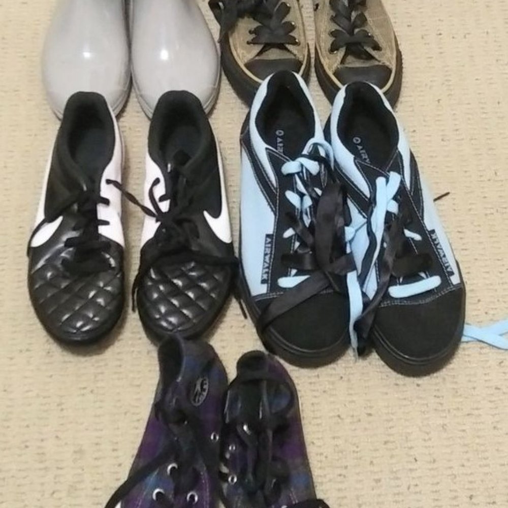 CLEARANCE SALE ; 5 shoes for 75